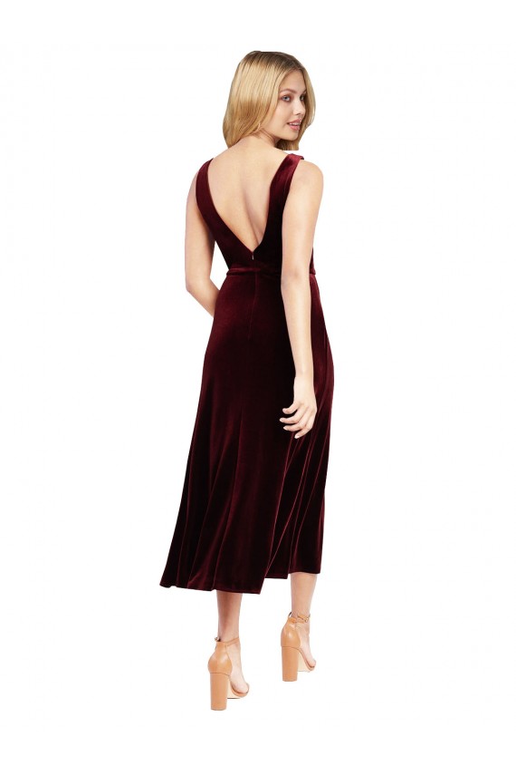 Compra Borgoña línea A Cuello en V Midi Terciopelo Elástico Corto Vestidos de dama de honor / Vestidos de fiesta / Vestidos de cóctel
