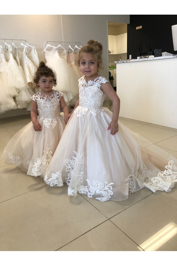 Compra Marfil Barco Cola capilla Tul Encaje Largo vestidos de niña de las flores